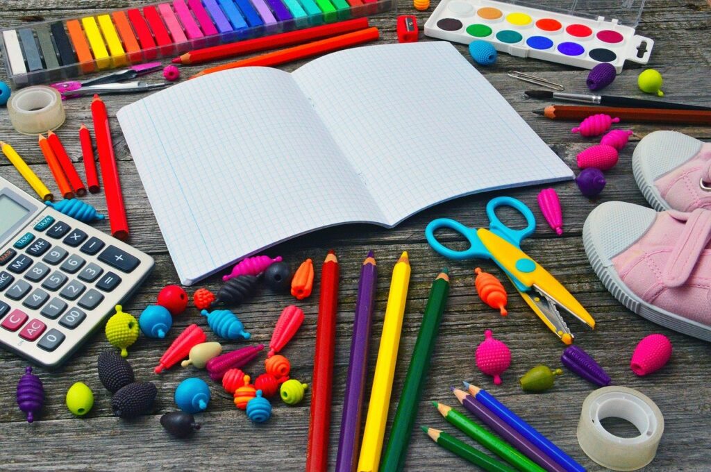 school times, school school supplies, brushes-3599173.jpg